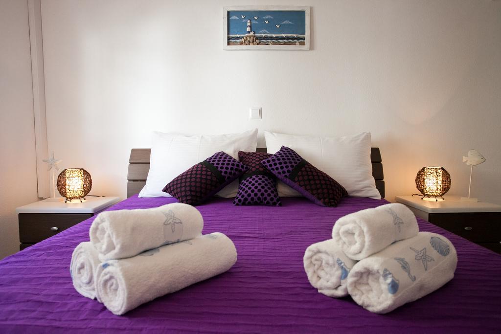 Apartments Mediterranea With Heated Pool Писак Екстериор снимка